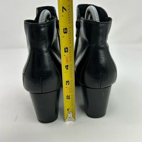 Born Women's Black Leather Ankle Booties Mid Heel Casual Zip Closure Size 7.5 - Picture 10 of 14